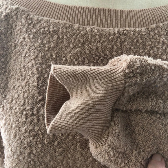 Poof New York salmon coloured sweater SZ M - Picture 4 of 9